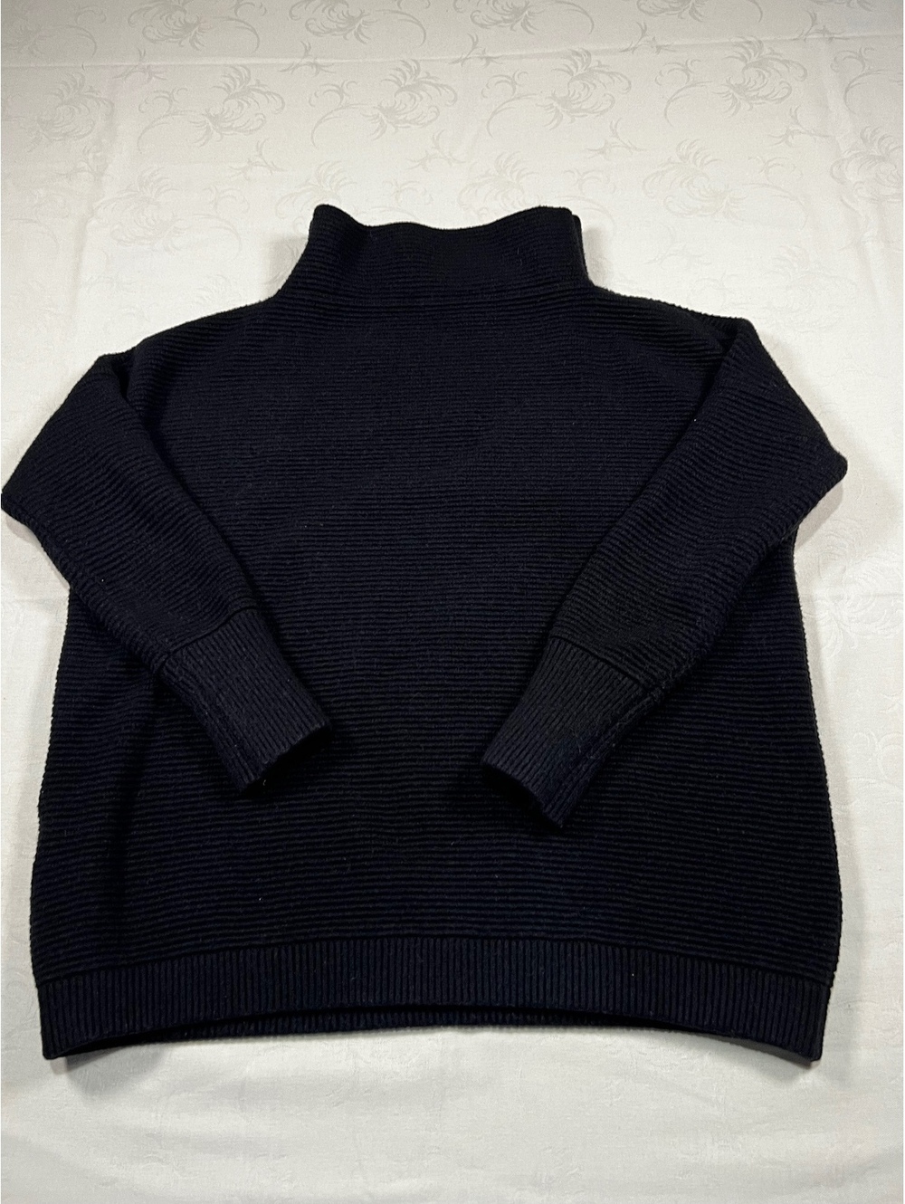 Womans Chicwish Ribbed Knit Sweater Black Size Small/Medium